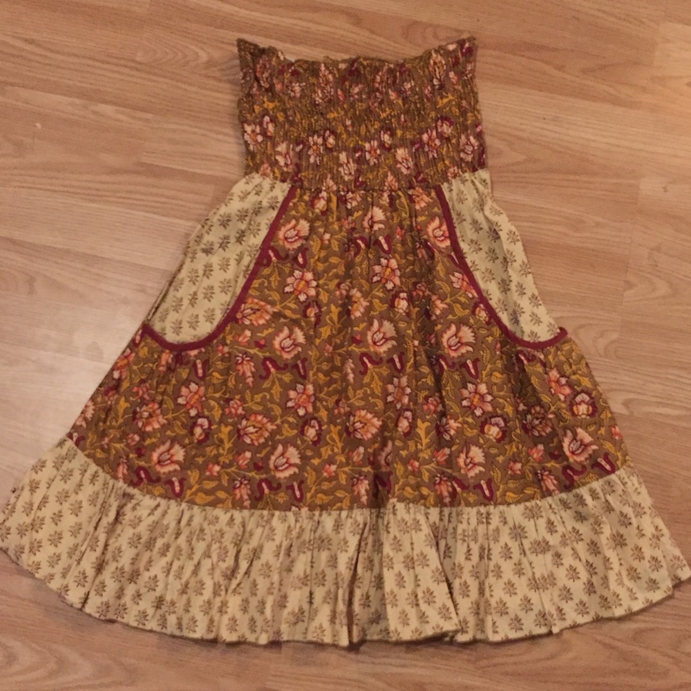 Strapless dress